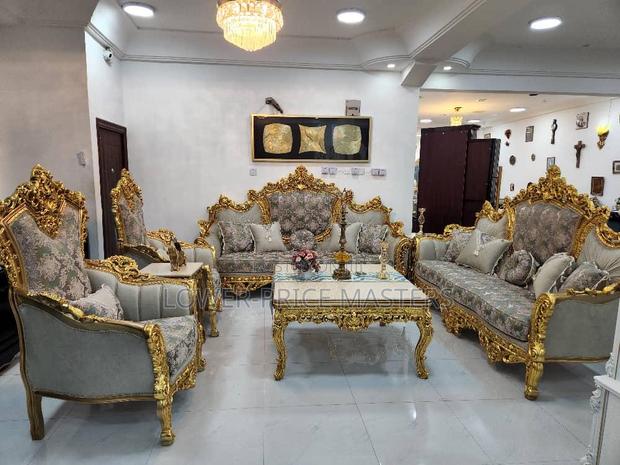 New Royal Furniture Complete Set · Photo 1
