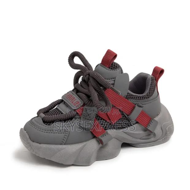 Children Casual Shoes · Photo 4