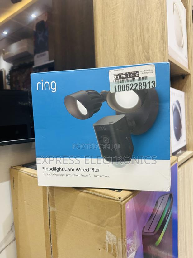 Mesmerized Design Ring Floodlight Cam Wired Plus · Photo 1