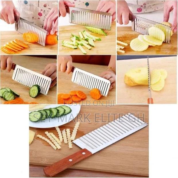 Fruit Knife Zig Zag/Wavy/Potato/Fruits/Vegetables Cutter · Photo 1