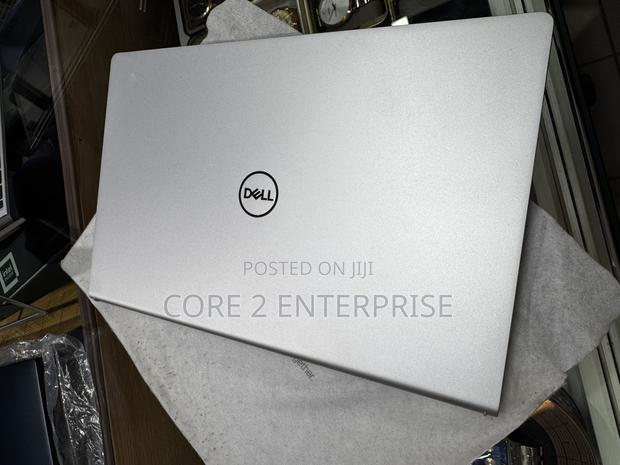 New Laptop Dell Inspiron 15R 16GB Intel Core I7 SSD 512GB · Photo 3