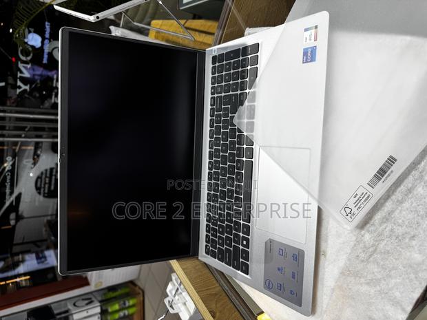 New Laptop Dell Inspiron 15R 16GB Intel Core I7 SSD 512GB · Photo 5
