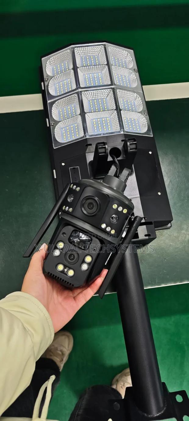 4g Solar Powered Street Camera · Photo 2