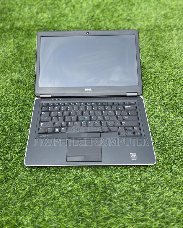 Laptop Dell Latitude 7440 8GB Intel Core I5 SSD 256GB · Photo 2