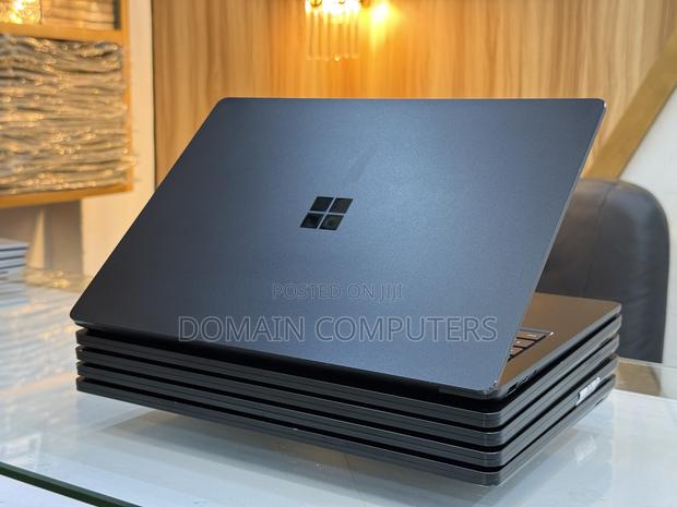 Laptop Microsoft Surface Laptop 3 8GB Intel Core I5 SSD 256GB · Photo 3