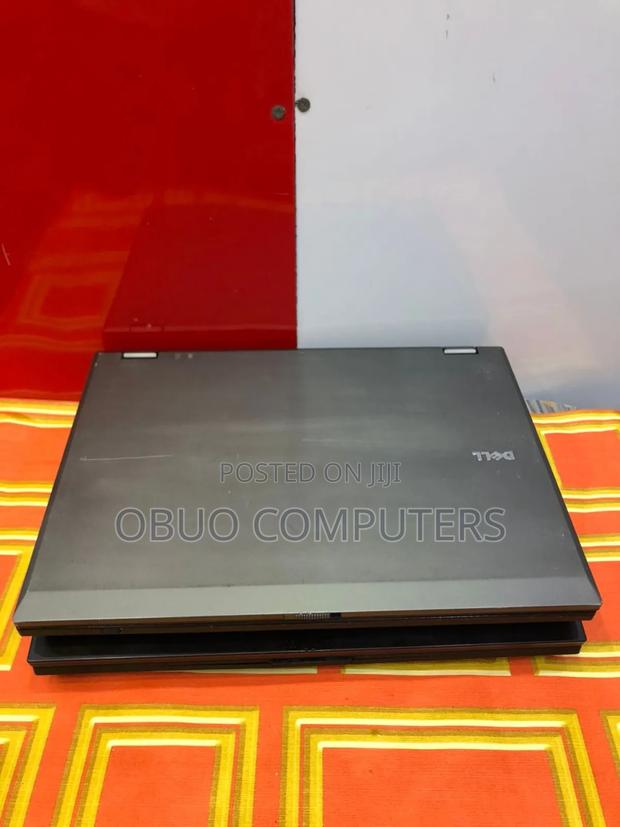 Laptop Dell Latitude E5410 4GB Intel Core i3 HDD 500GB · Photo 2