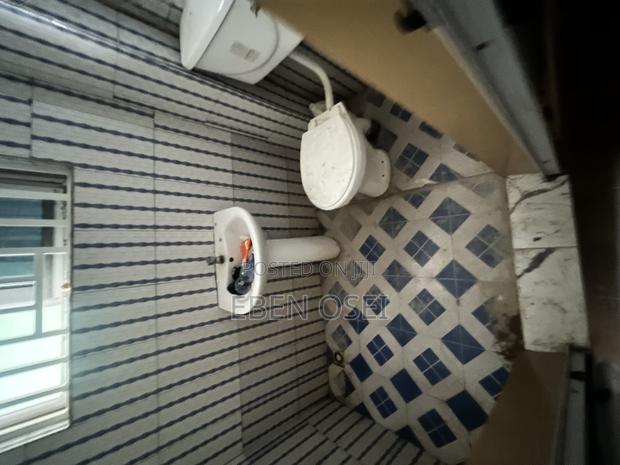 1bdrm Apartment in Dansoman for rent · Photo 5