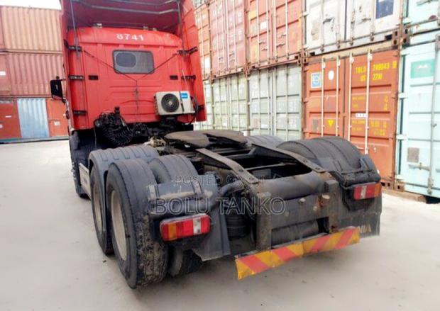 SCANIA 124 L 2010 Model · Photo 3