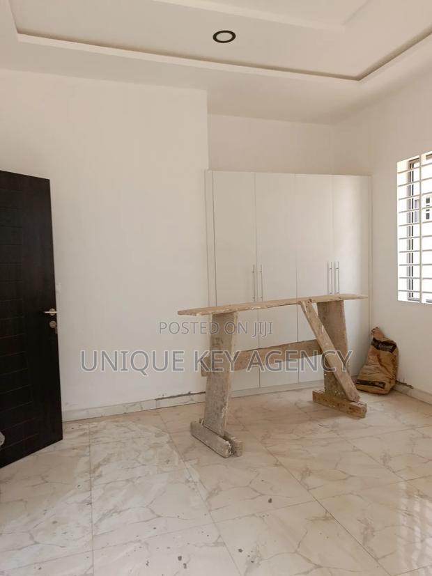 3bdrm House in Unique Key Agency, Baatsona Total for sale · Photo 6