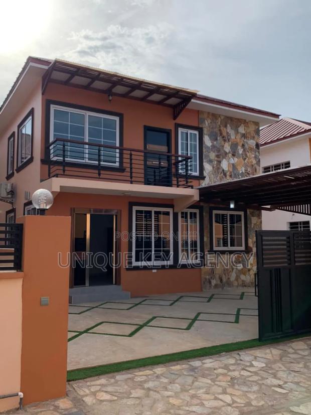 3bdrm Apartment in Unique Key Agency, Achimota for rent · Photo 2