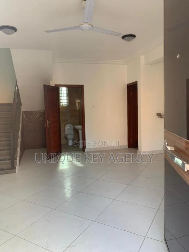 3bdrm Apartment in Unique Key Agency, Achimota for rent · Photo 7