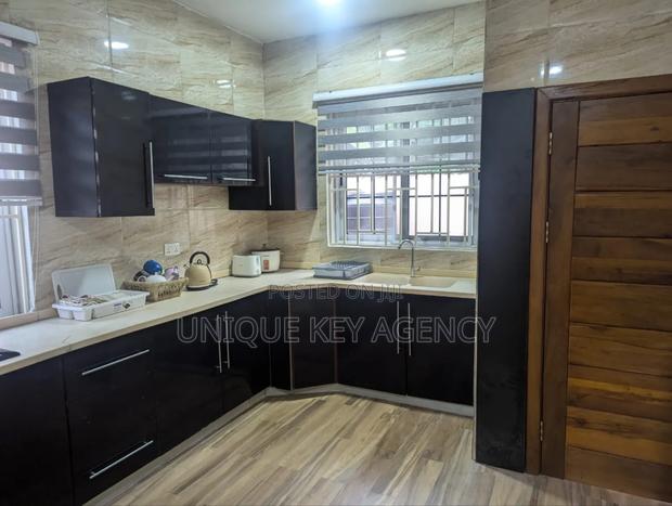 Furnished 3bdrm House in Unique Key Agency, Achimota for rent · Photo 6
