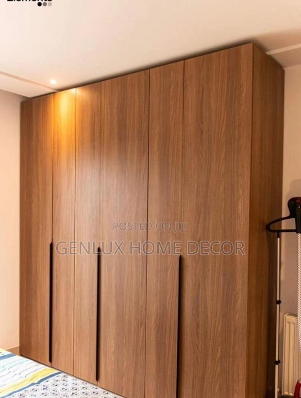 Floor-to-Ceiling Wardrobes for Maximum Storage · Photo 2