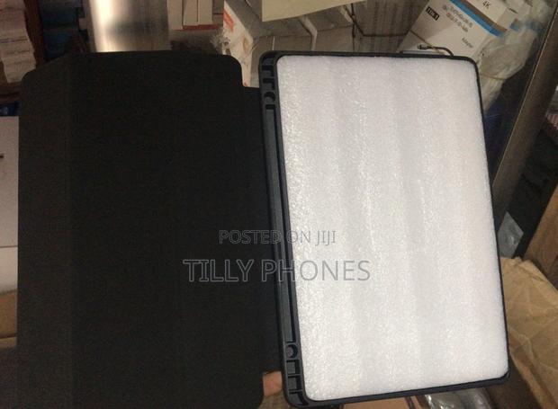 Galaxy Tab S9fe/S10fe Case · Photo 2