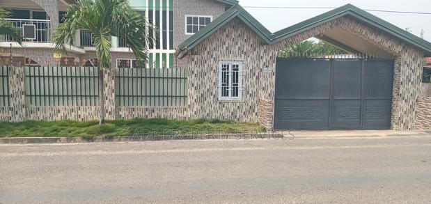 18-Bed en-Suite Commercial Property for Sale — Odorkor Tipper, Accra · Photo 3