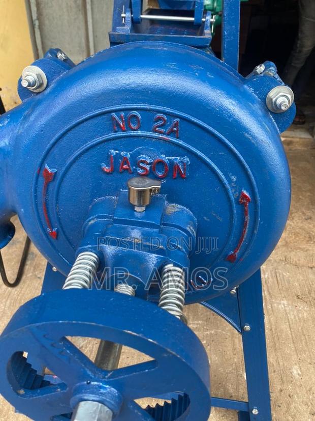 Corn Mill Grinding Machine With Electric Motor Combo · Photo 1