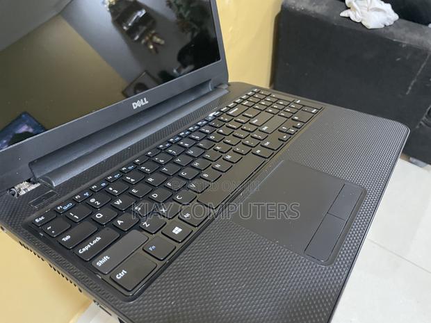 Laptop Dell Inspiron 3541 4GB Intel SSD 128GB · Photo 1