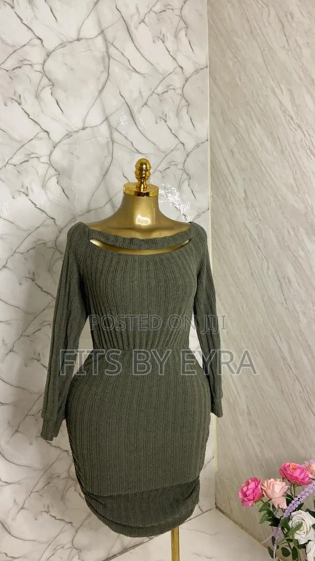 Olive Elegance Dress · Photo 1