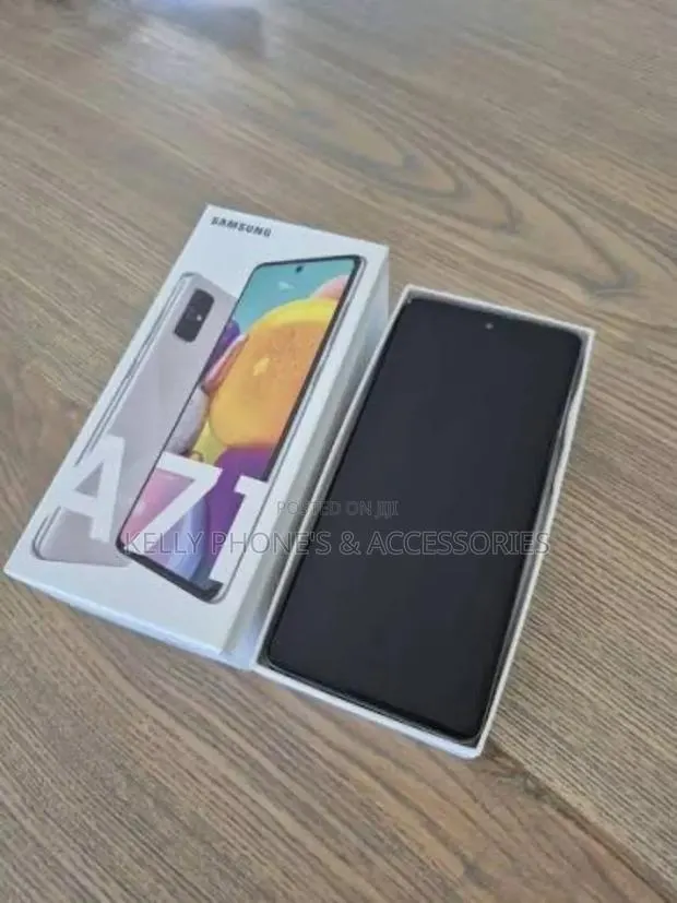 New Samsung Galaxy A71 128 GB Black · Photo 1