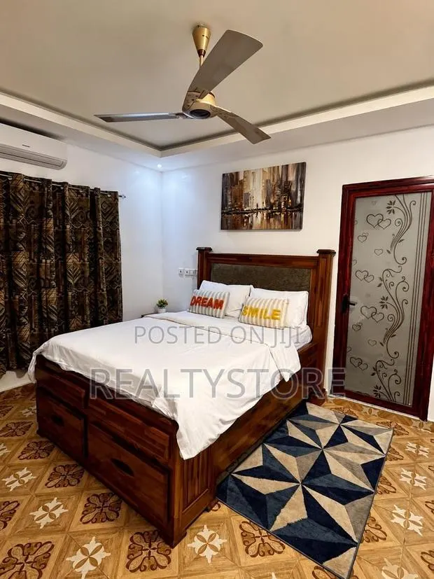 Furnished 4bdrm House in Estate, Accra Metropolitan for rent · Photo 1