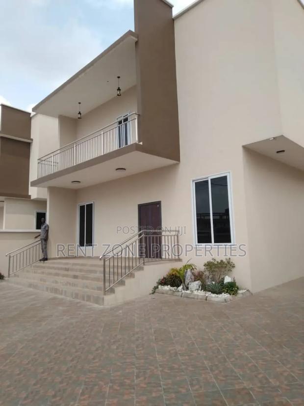 3bdrm Duplex in Pokuase for sale · Photo 1