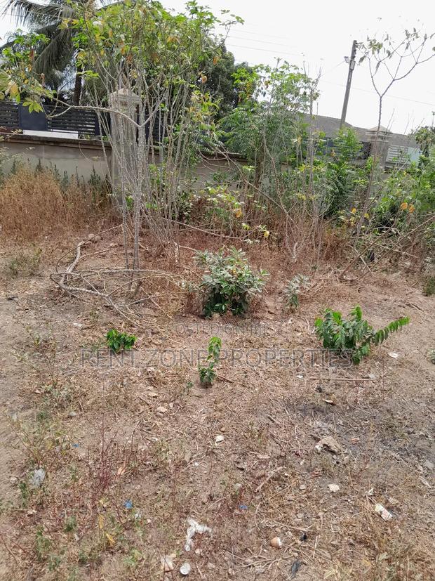 Service Plot of Land · Photo 3