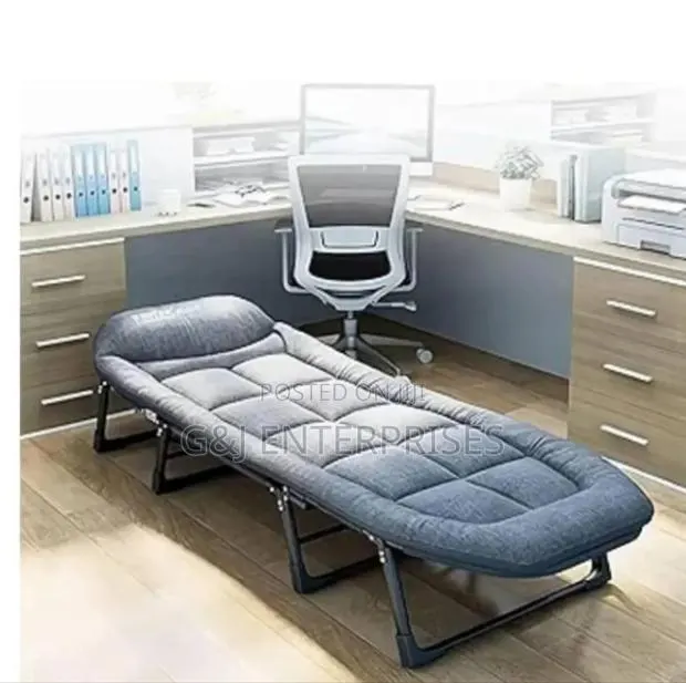 Portable Foldable Recliner Bed · Photo 1