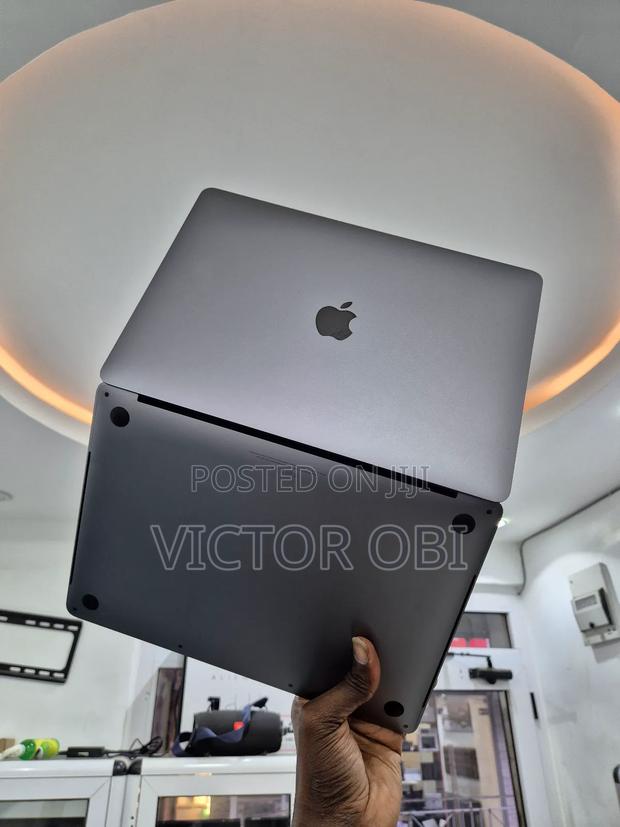 Laptop Apple MacBook Pro 2019 8GB Intel Core I5 SSD 256GB · Photo 3