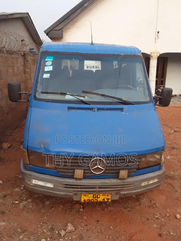 Mercedes-Benz Sprinter 1996 Blue · Photo 7