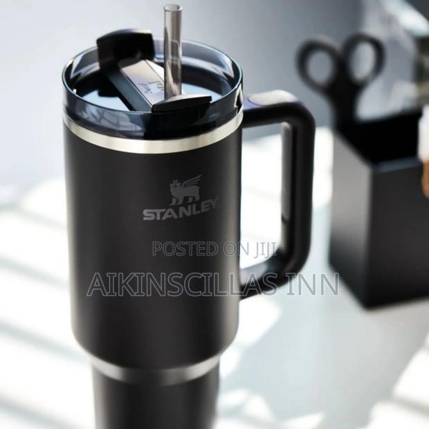 Stanley Cup/Tumbler · Photo 2
