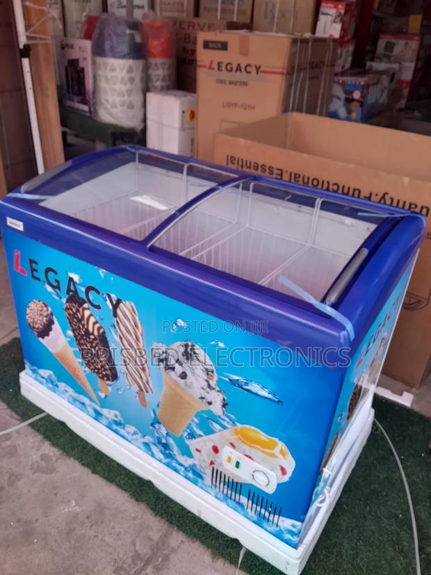 %Legacy Icecream / Display Freezer 258 Litres · Photo 4