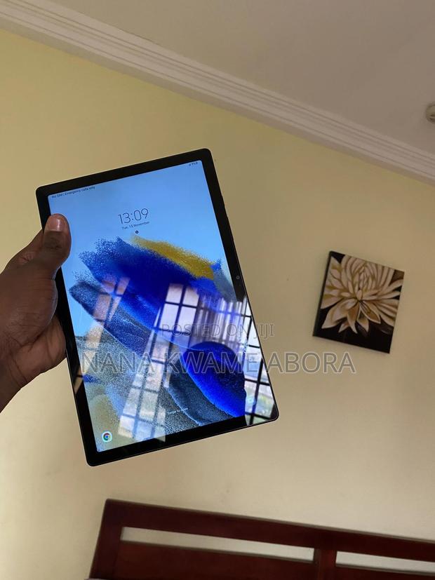 Samsung Galaxy Tab A8 10.5 2021 32 GB Gray · Photo 3
