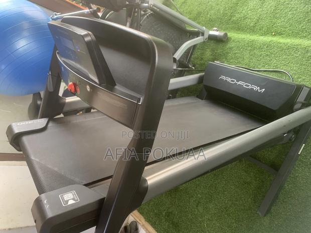 Pro Form Ifit Treadmill 150kg · Photo 4