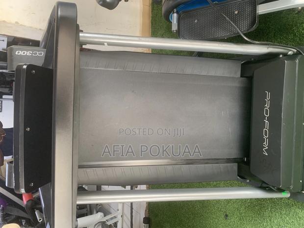 Pro Form Ifit Treadmill 150kg · Photo 2