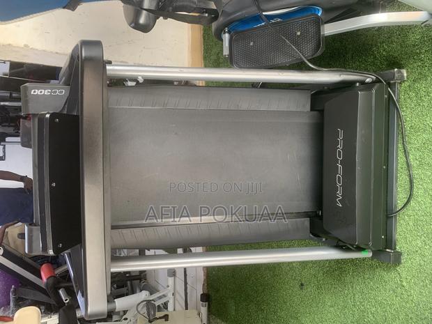 Pro Form Ifit Treadmill 150kg · Photo 1