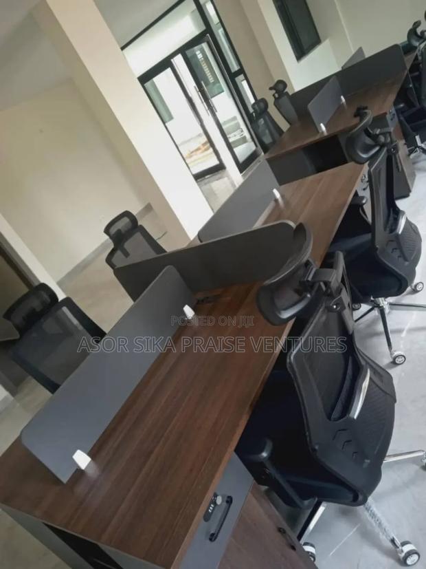 Office Workstation · Photo 1