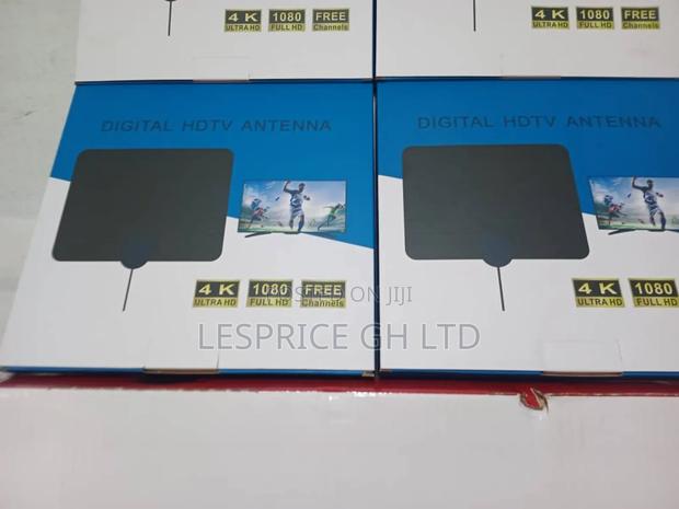 HDTV Antenna - 300 Mile, Long Cable! · Photo 1