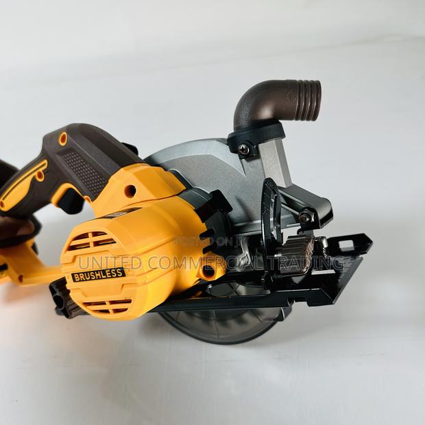 Circular Saw (Cordless 20v) · Photo 2