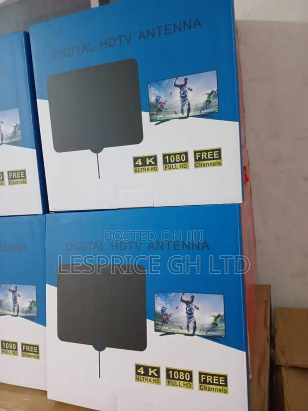 Enjoy Free Movies With DVB- T2 Antenna · Photo 1