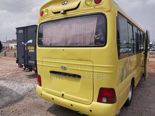 Hyundai County 2010 Orange · Photo 6