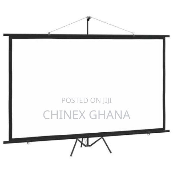Projector Screen · Photo 2