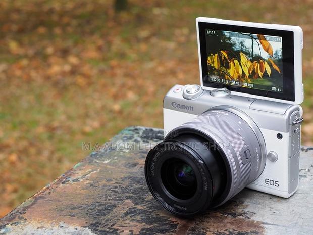 Canon M100 Camera With Two Lens · Photo 2