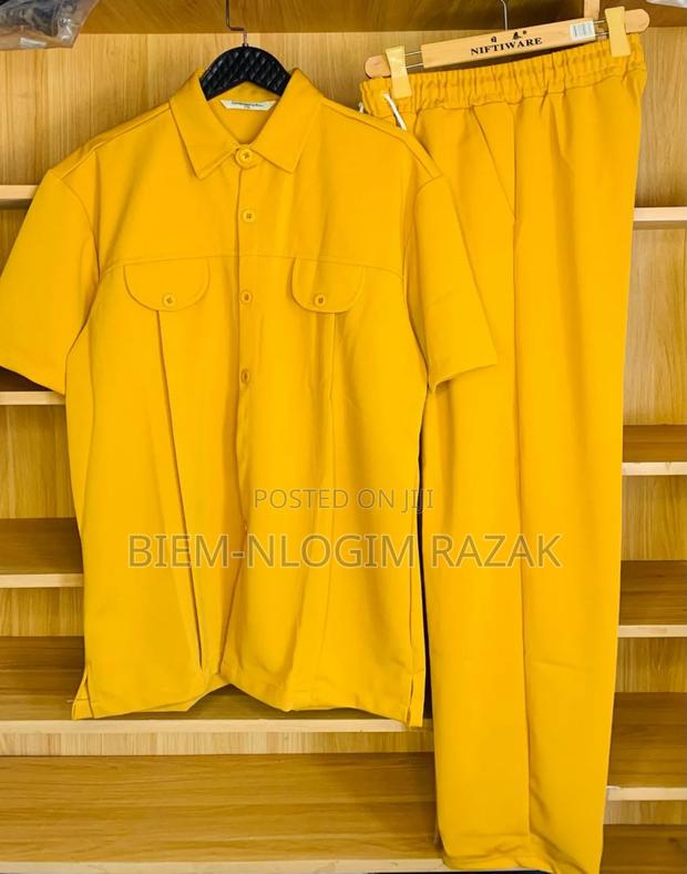 Original Dior Top N Down Available in Stock · Photo 3