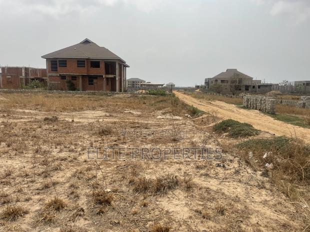 1 Acre of Land for Sale in Community_25 Tema · Photo 3