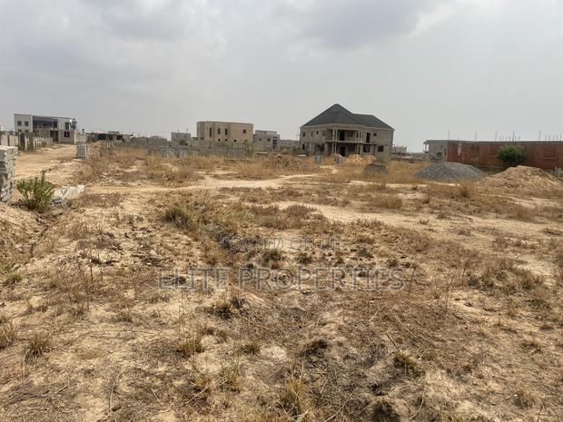 1 Acre of Land for Sale in Community_25 Tema · Photo 5