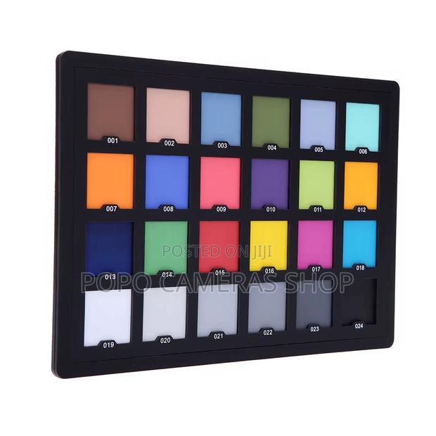 Professional 24 Color Checker Pallete Board · Photo 1