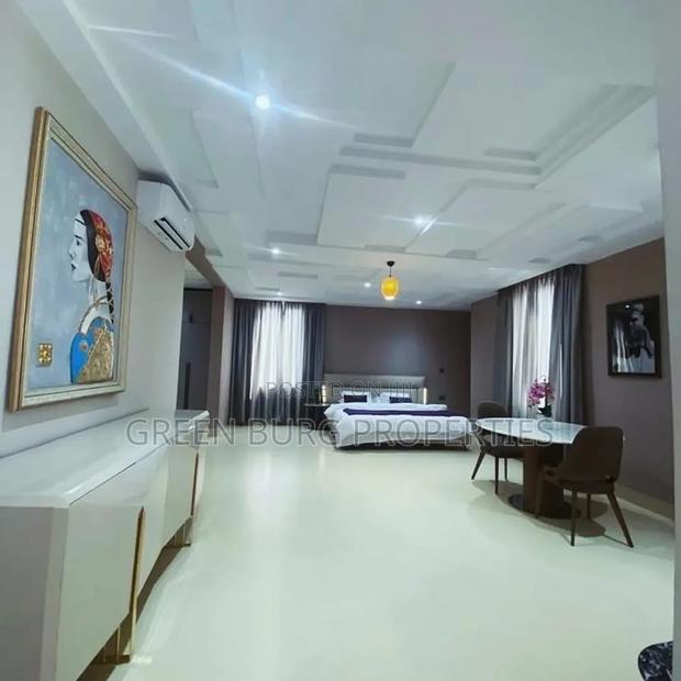 Furnished 5bdrm Mansion in East Legon for sale · Photo 3