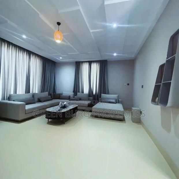 Furnished 5bdrm Mansion in East Legon for sale · Photo 5