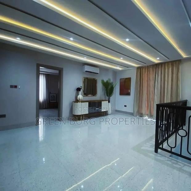 Furnished 5bdrm Mansion in East Legon for sale · Photo 6