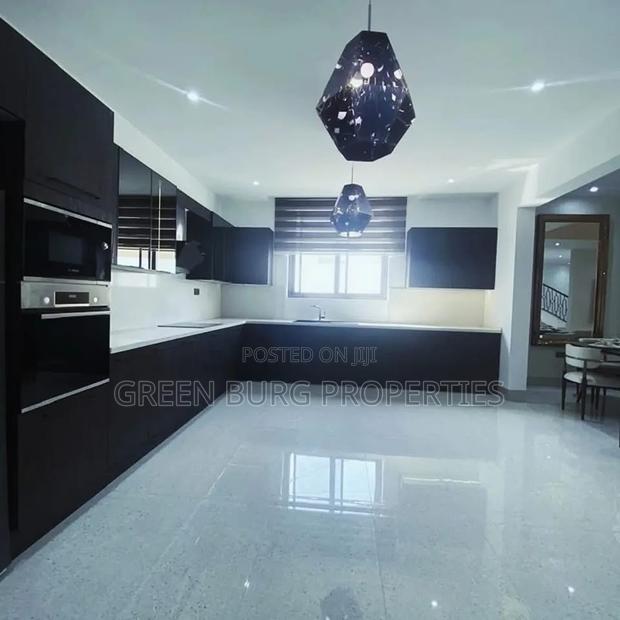Furnished 5bdrm Mansion in East Legon for sale · Photo 7
